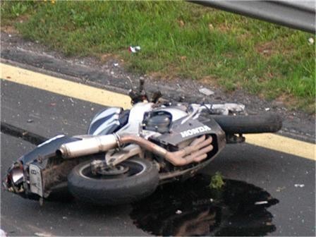 Моторист пострада на пътя Карлово-Калофер