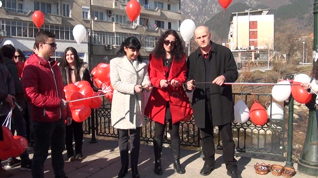 Видео от откриването на "Моста на влюбените" в Карлово