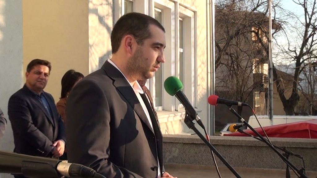(ВИДЕО) Галин Дурев закри предизборната си кампания в Сопот