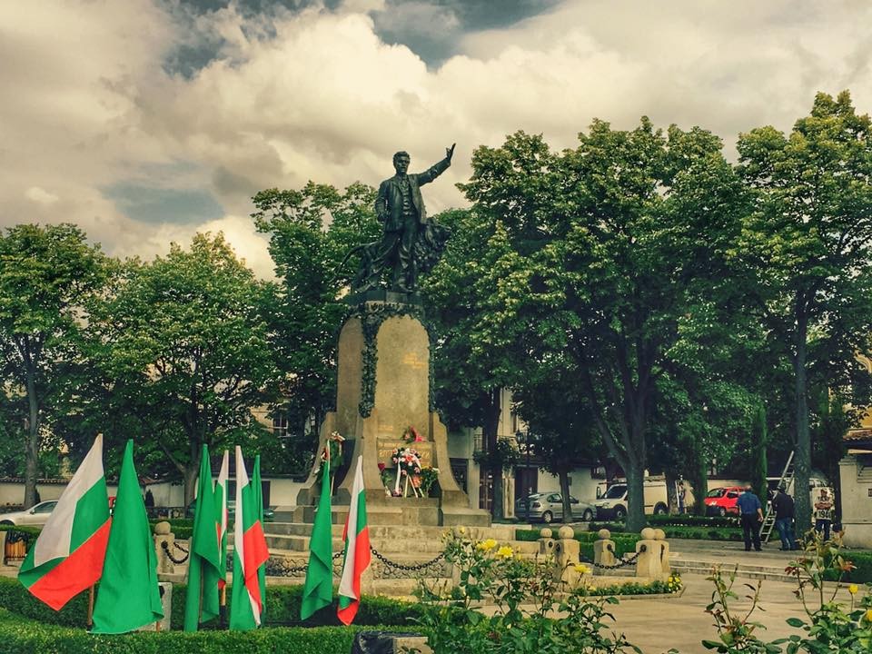 (ВИДЕО) България чества 180 години от рождението на Левски