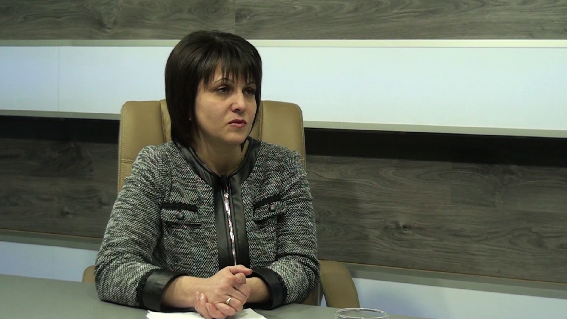 Веска Ненчева с коментар за задачите пред асоциацията за възстановяване на  историческите паметници в община Карлово