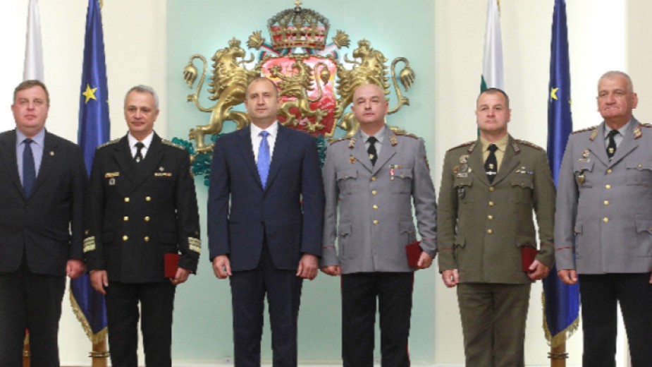 Бриг. ген. Деян Дешков става командир на карловската бригада