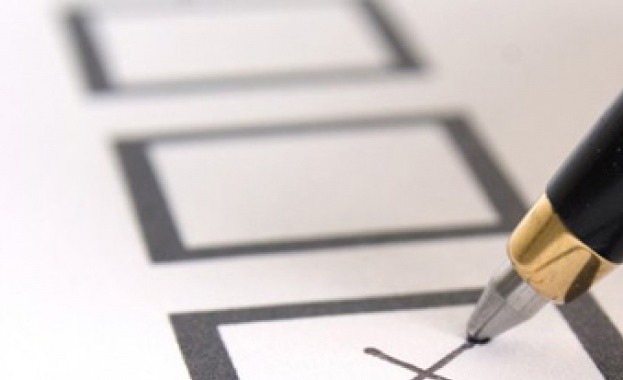 Петима кандидати се впускат в изборната надпревара за община Сопот