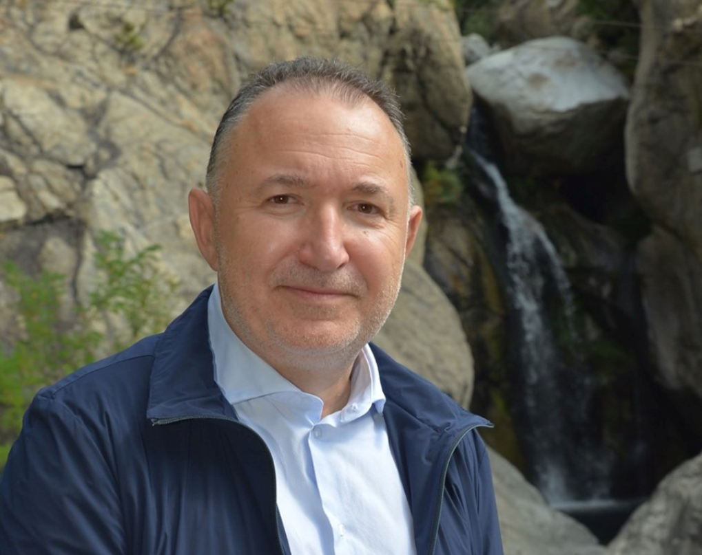 Кандидатът за кмет Емил Кабаиванов Ви кани на среща в парк "Здраве"