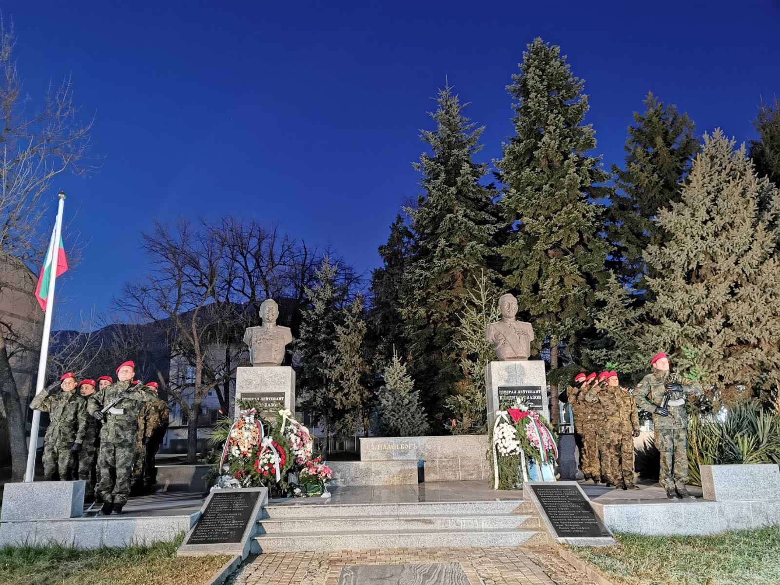 В Сопот отбелязаха 160 години от рождението на генерал Георги Вазов