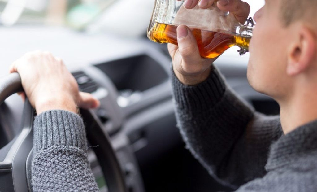 В Розино заловиха 30 годишен да шофира с 2,2 промила алкохол
