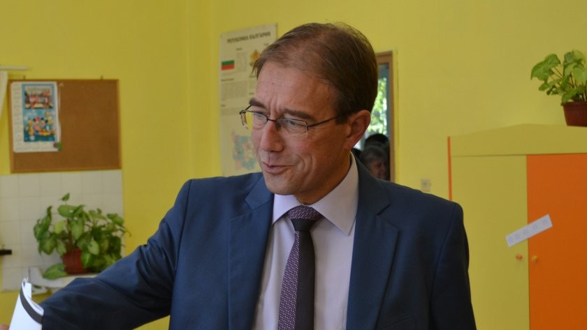 Новият областен председател на БСП  Пловдив е бившия кмет на Асеновград Емил Караиванов