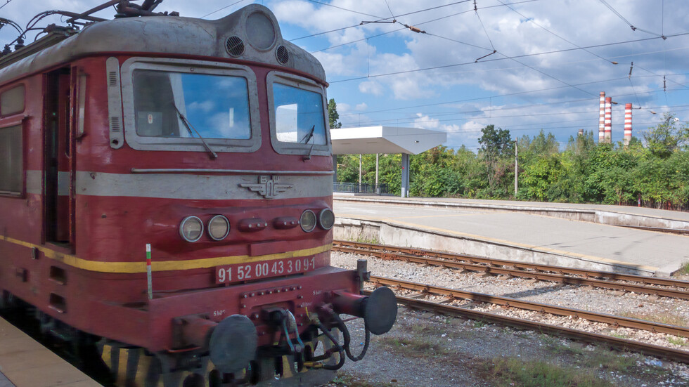 Машинист предотврати тежка влакова катастрофа в Карлово