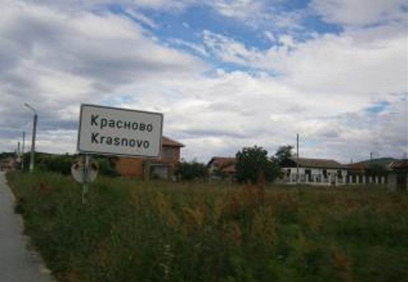 Кметът на Красново бе изведен от изборно помещение за извършване на агитация