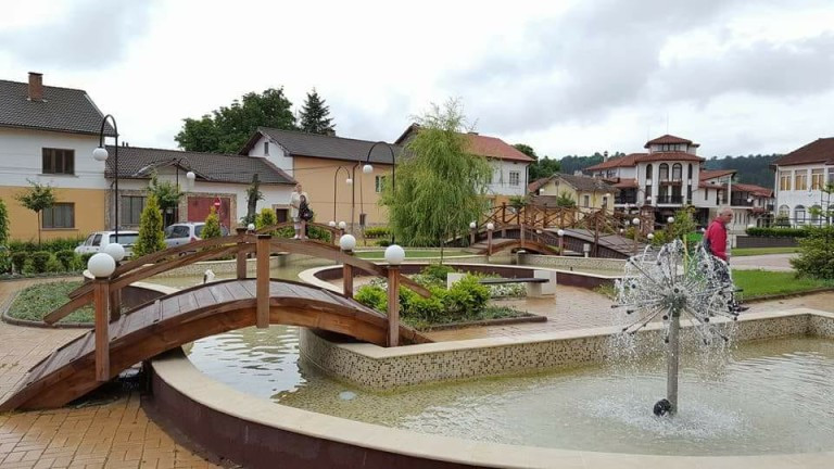 Село Чавдар ще е първото коледно село в България