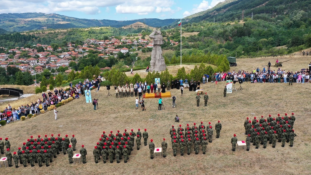 60 новопостъпили военнослужещи в карловската бригада полагат клетва в Калофер