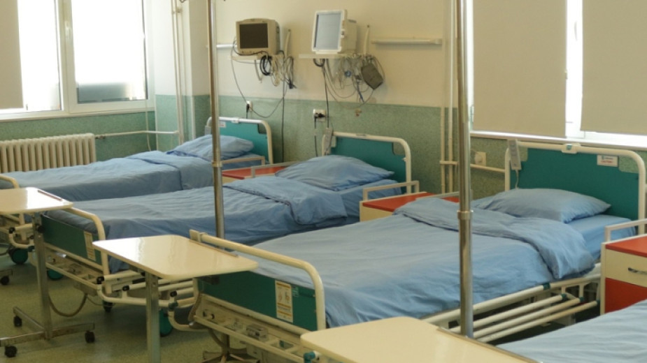 Болниците в готовност да разкрият легла, на този етап не се налага