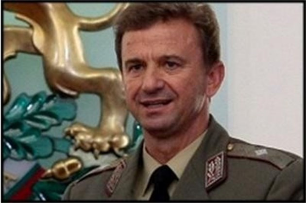 Днес се навършват 7 години от смъртта на генерал-майор Нейко Ненов