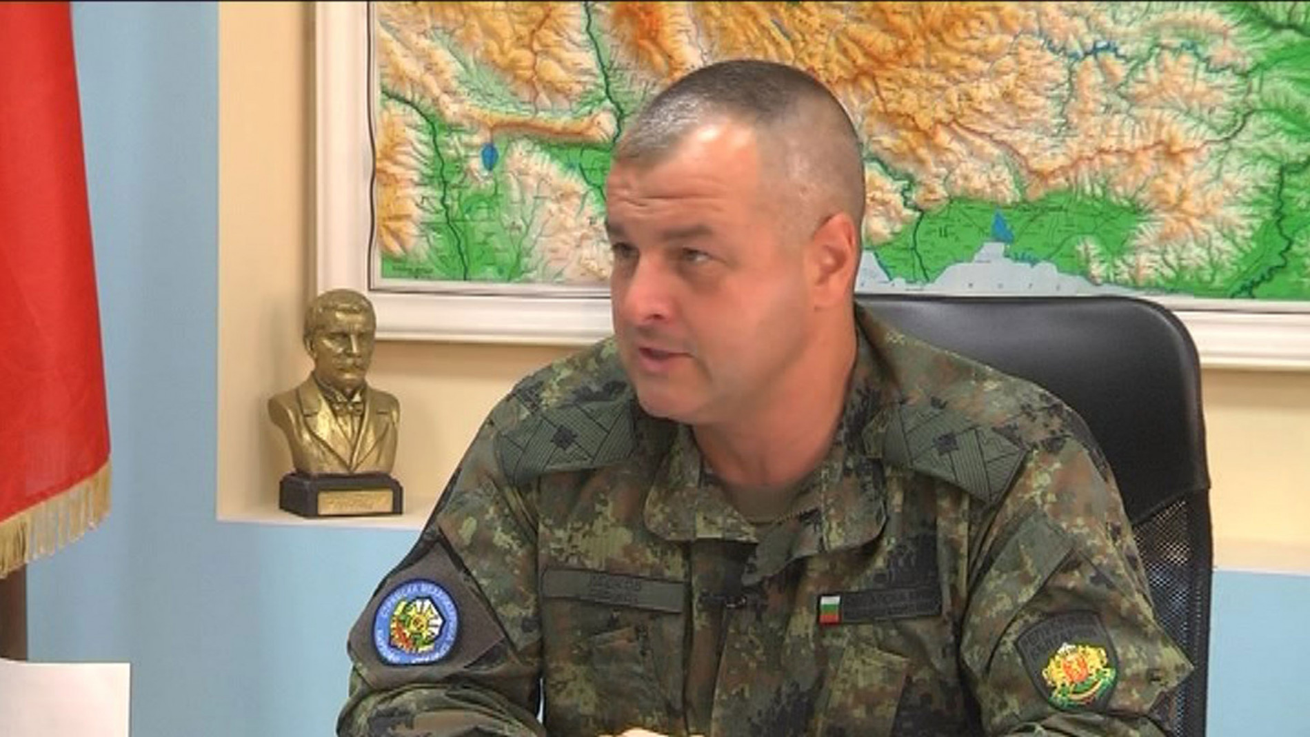 Бриг. генерал Деян Дешков поздрави военнослужещите по повод Деня на  Ракетните войски и Артилерията