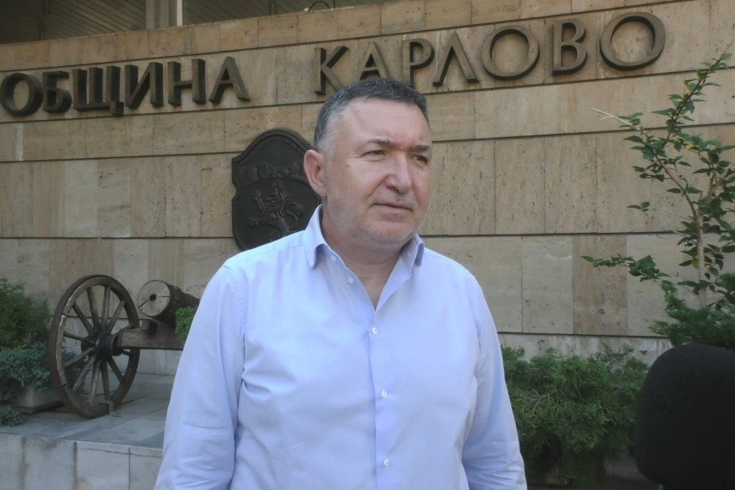 Д-р Емил Кабаиванов, кмет на Община Карлово: Призовавам за бързи решения относно ВМЗ
