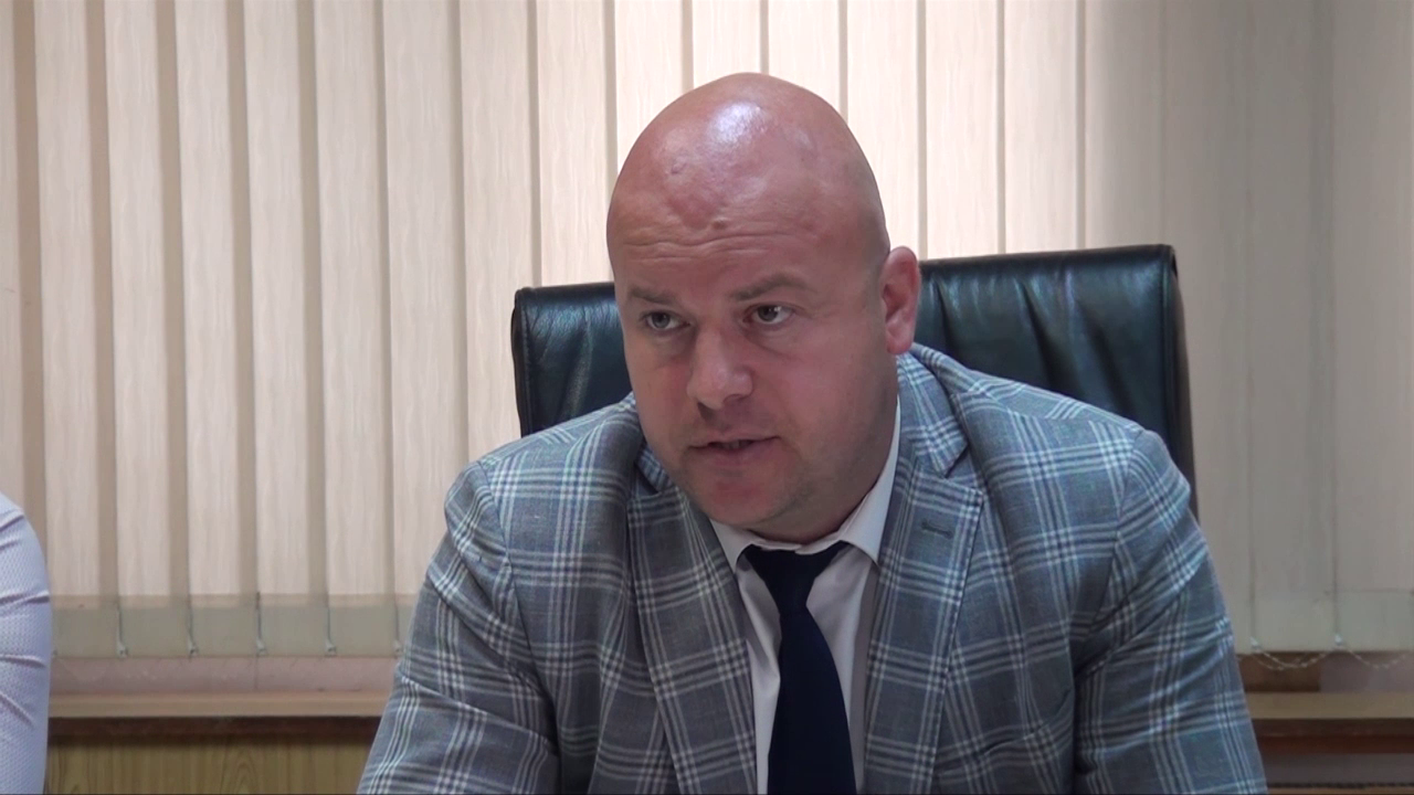 /ВИДЕО/ Кметът на Сопот изпраща писмо до премиера Кирил Петков относно рокадите във ВМЗ