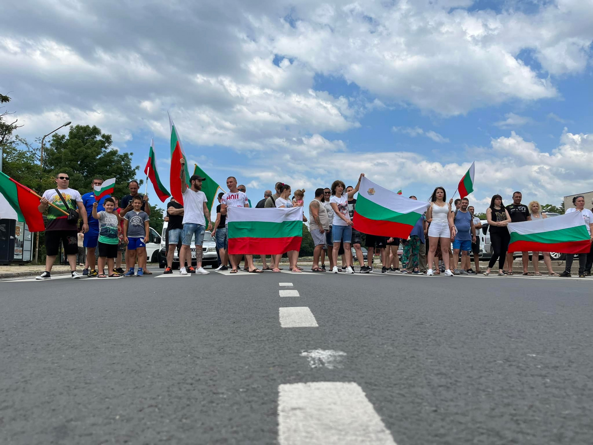 Втори ден продължават протестите в Подбалкана срещу високите цени на горивата