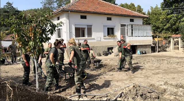 Община Карлово внесе два доклада с описание на щетите от наводненията и необходимите мерки за преодоляването им 
