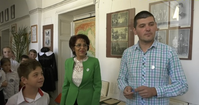 СУ "Васил Левски" чества 135 години от откриване на училището