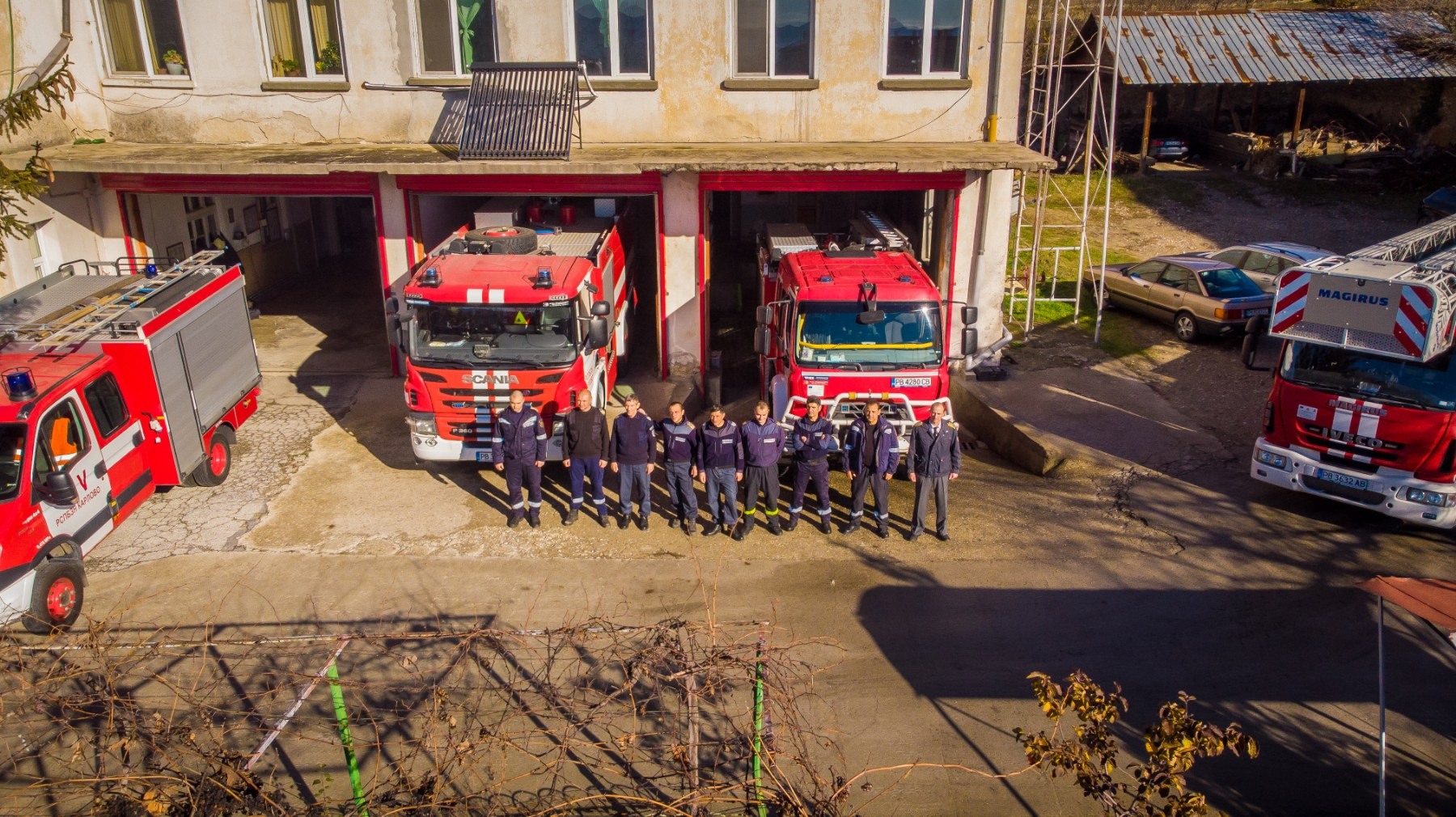 Почетна грамота и признателност за пожарникарите от Карлово 